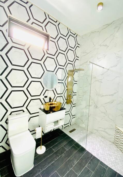 Pasavento - Modern Black Suite Camaceyes Buitenkant foto